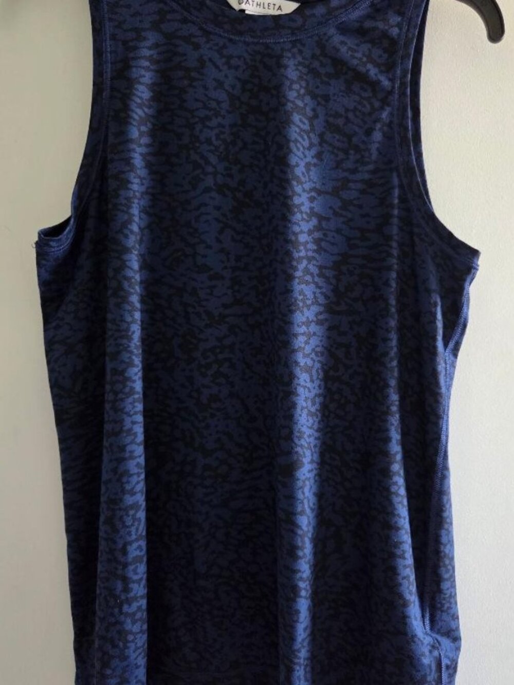 Athleta Nova Tank Top Small Gray, Blue leopard print Activewear, Women’s Workout